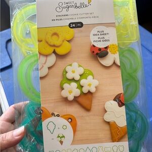 Stackers Cookie Cutter Set - Green and Yellow